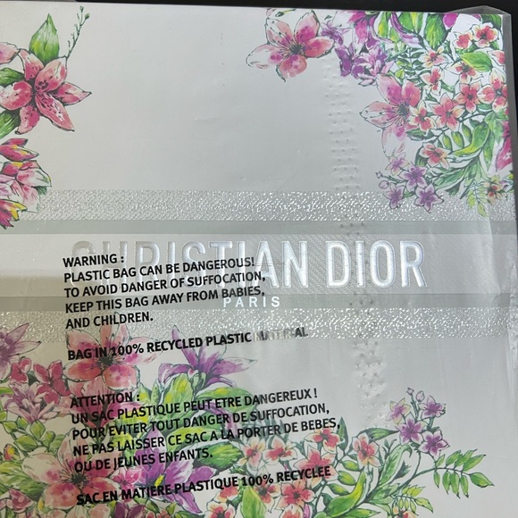 CHRISTIAN DIOR GIFT BOX NWT & DIOR SHOP BAG - Picture 6 of 10